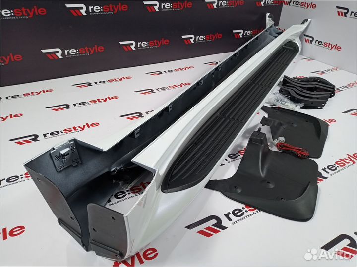 Пороги подножки Lexus LX570