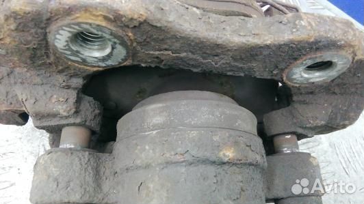 Суппорт тормозной передний правый ford focus 2 (7D