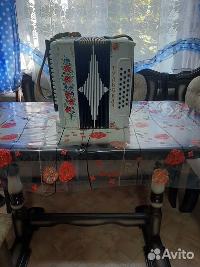 Гармонь тульская
