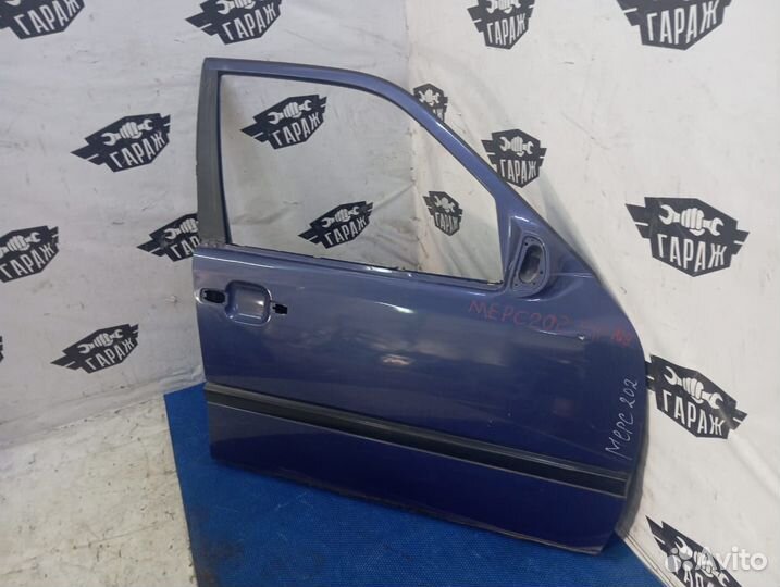 Дверь передняя правая Mercedes W202 c180
