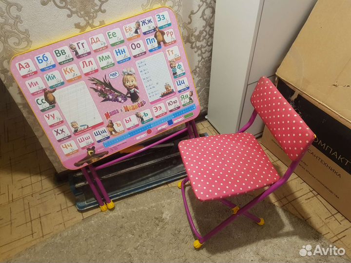 Детский стол и стульчик