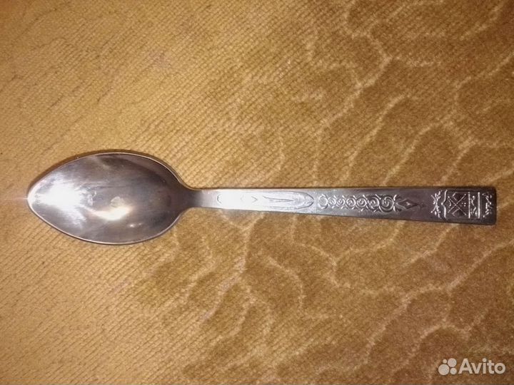 Мельхиоровые ложки чайные