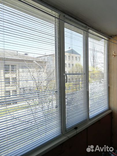 Жалюзи горизонтальные на окна