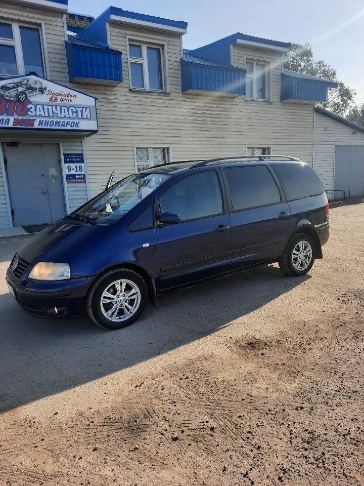 Volkswagen Sharan: фото владельца