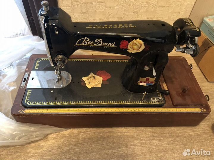 Швейная машинка Bee brand