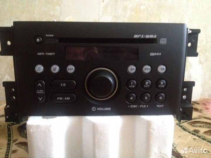 Штатная магнитола Suzuki 39101-65JDO (новая)