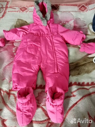 Зимний комбинезон для девочки