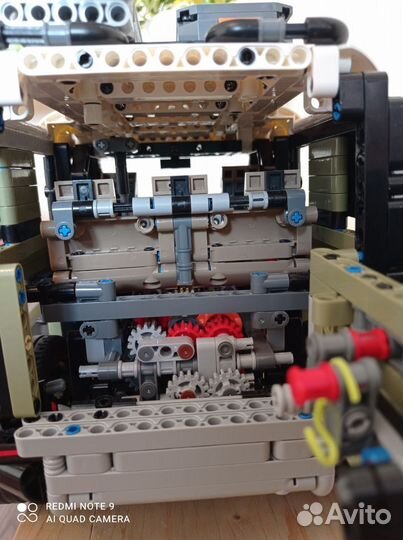 Lego technic 42110 land rover defender