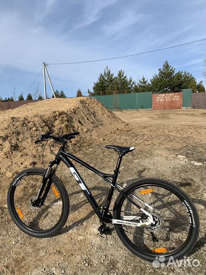 Велосипед GT avalanche comp 27,5