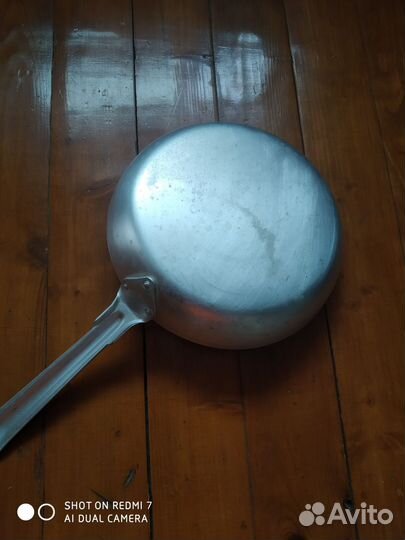 Сковорода алюминиевая новая