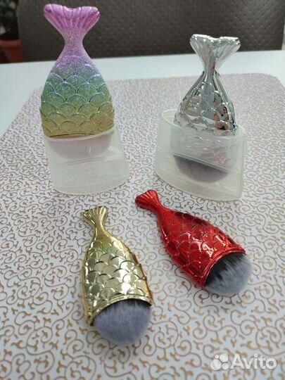 Щеточки для маникюра