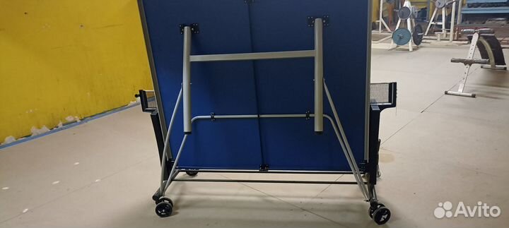 Теннисный стол