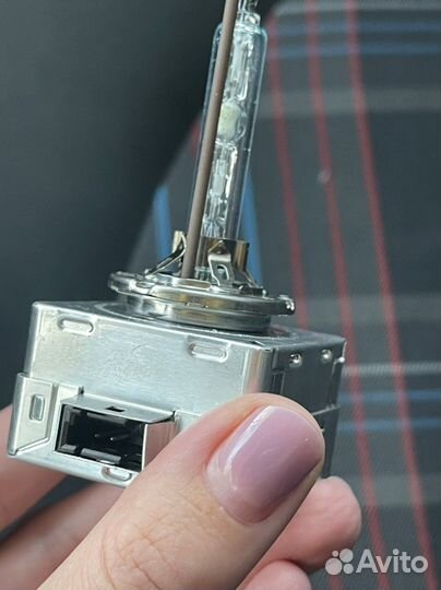 Лампа ксенон Philips для передней фары