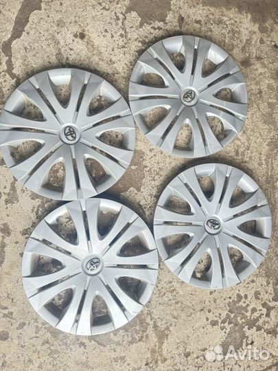 Колпаки Toyota R16