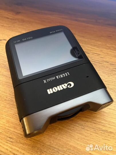 Камера Canon Legria mini X