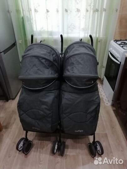 Коляска для двойни