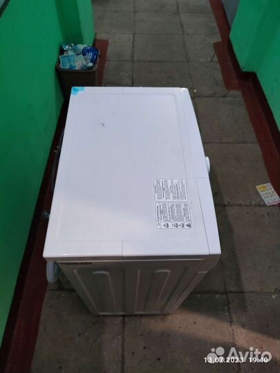 Стиральная машина Hi WM610W