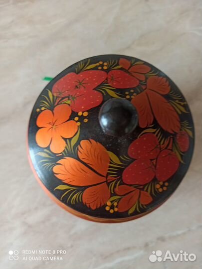 Емкости хохлома с крышками