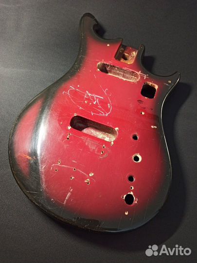 Корпус бас гитары Урал