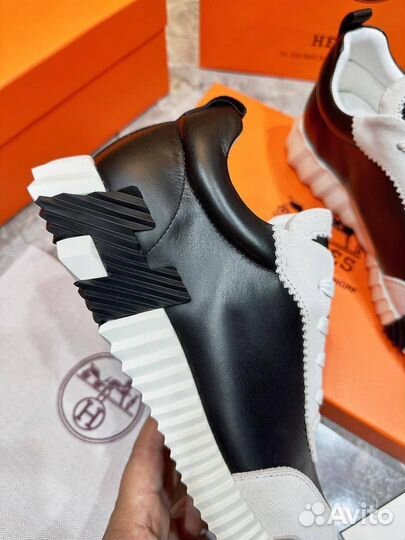 Кроссовки Hermes для повседневных образов