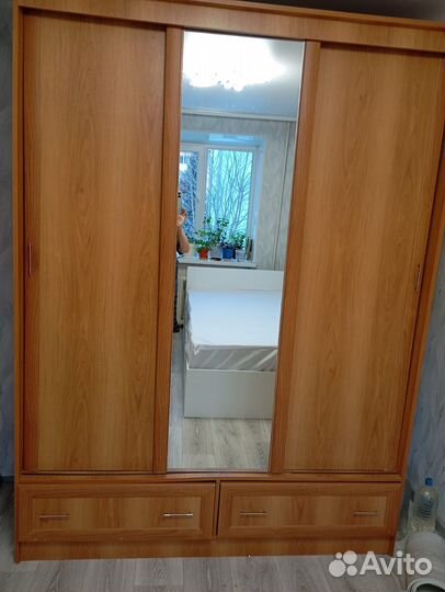Продам шкаф купе бу