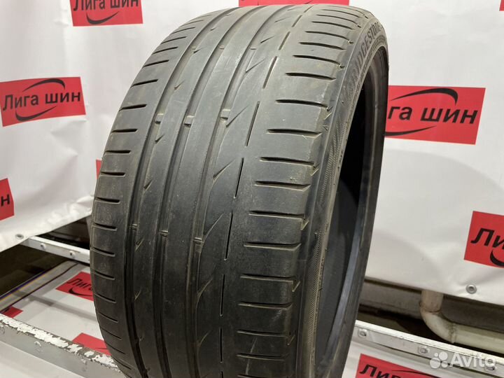 Bridgestone Potenza S001 245/35 R19