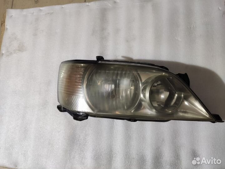 Фара передняя правая toyota vista V50