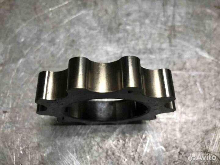 Крышка двс Lexus GS 300 2005-2011