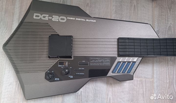 Электрогитара Casio DG-20