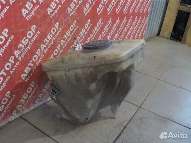 Бачок омывающей жидкости Toyota Corolla EE90 5E