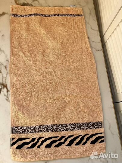 Полотенца махровые лицевые