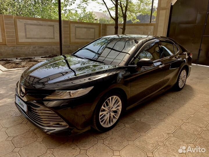Toyota Camry 2.5 AT, 2019, 110 000 км