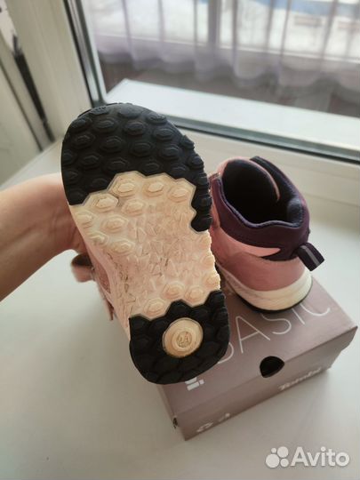 Ботинки демисезонные для девочки 24 размер