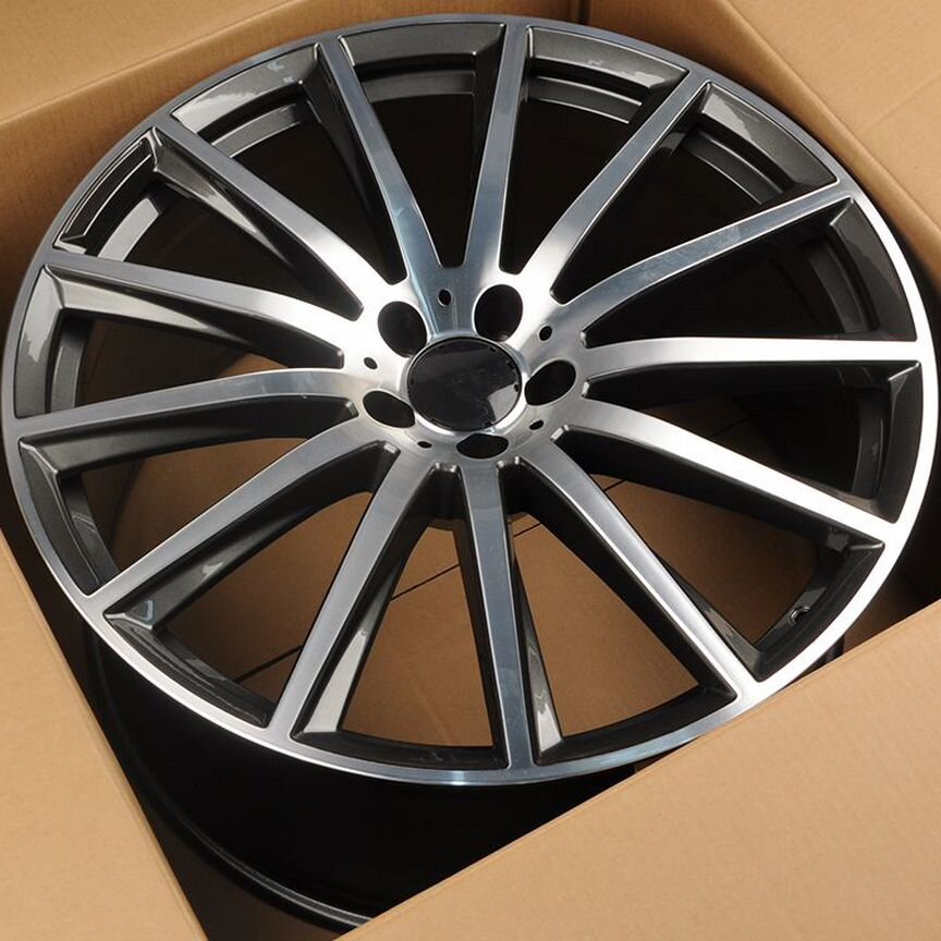 Диски на Mercedes GLS,GLE. iWheel IVF-3524 9.5x22/5x112 D66.56 ET45 GM литой
