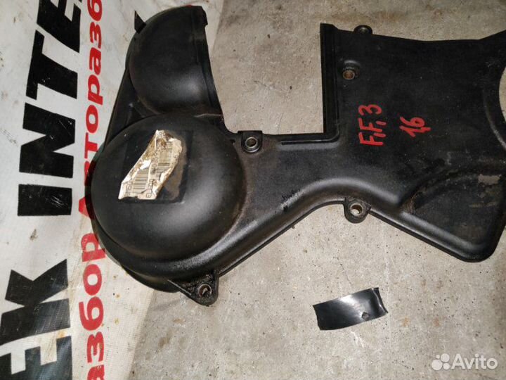 Кожух ремня грм Ford Focus 3 2011