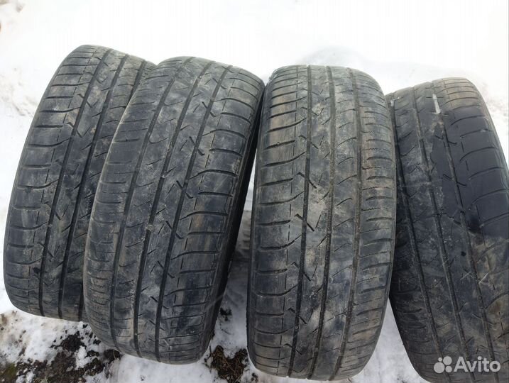 Продам резину на R15