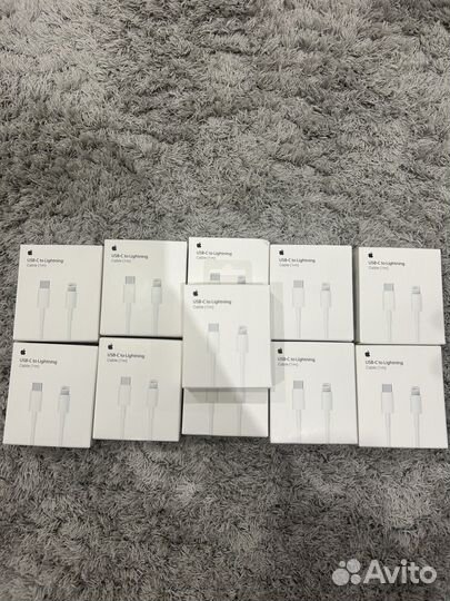 Зарядка на iPhone