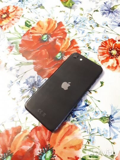 iPhone SE (2020), 64 ГБ