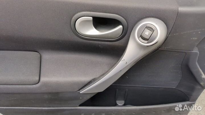 Дверь боковая левая передняя Renault Megane 2