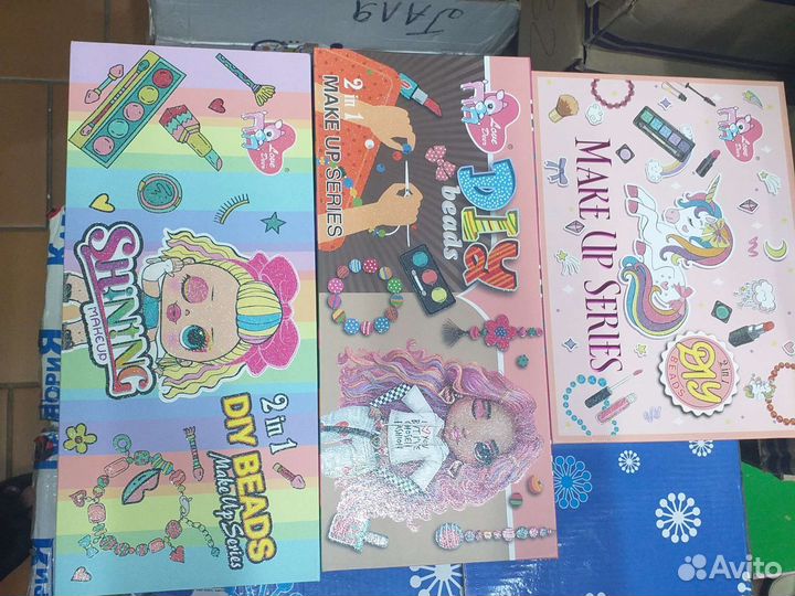 Набор для девочек 2 в одном.косметика и рукоделие