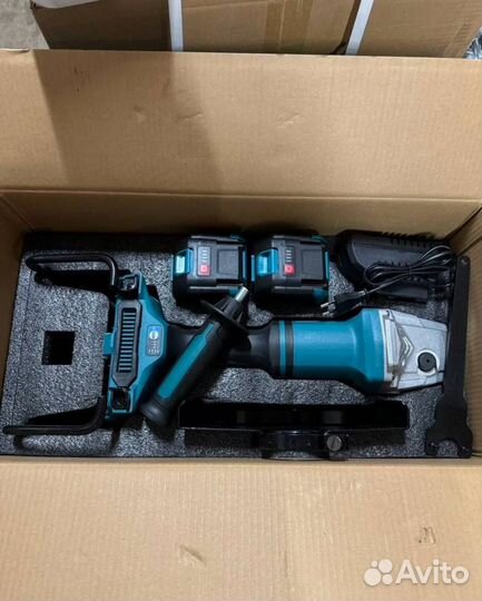 Аккумуляторная болгарка Makita 230 мм (Арт.95440)