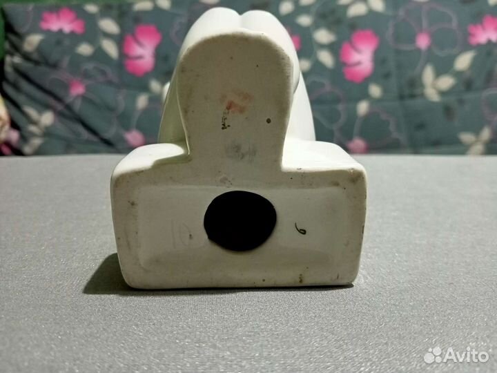 Девушка с зеркалом статуэтка