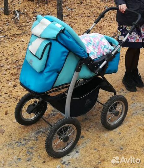 Прогулочная коляска
