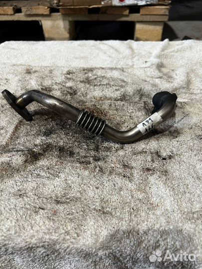 RF7J14260 Трубка картерных газов Mazda (черновик)