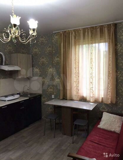 Дом 30 м² на участке 3 сот.