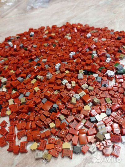 Транзисторы, микросхемы, конденсаторы, реле, разъе