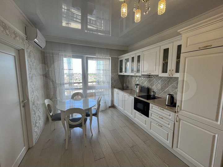 3-к. квартира, 75 м², 13/19 эт.