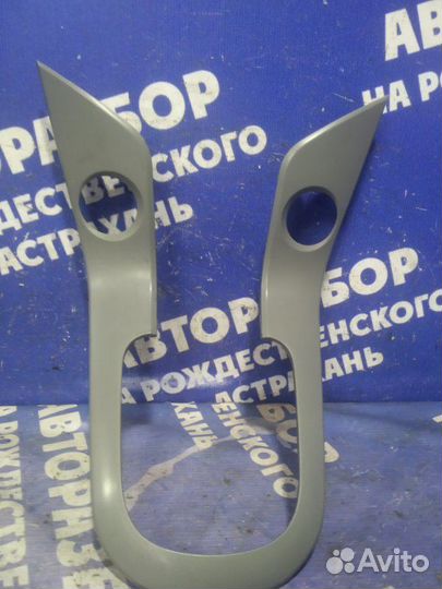 Накладка центральной консоли Chevrolet Cruze седан