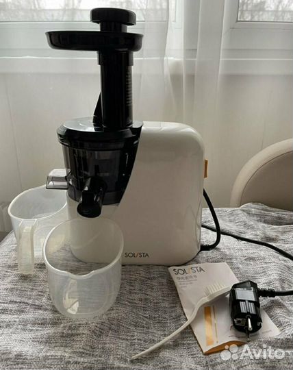 Соковыжималка шнековая