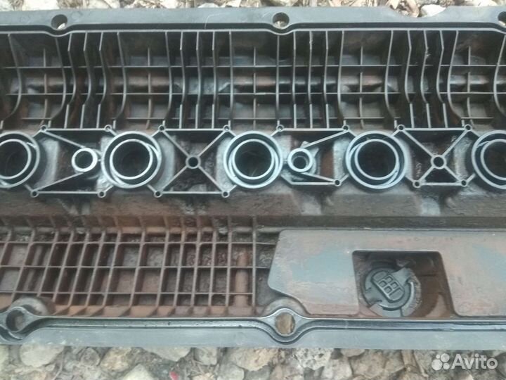 Клапанная крышка bmw m52 однованос